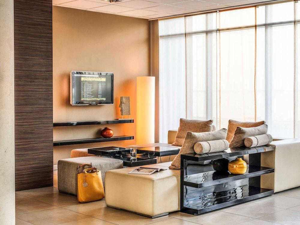 Ibis Hotel Friedrichshafen Airport Messe Экстерьер фото