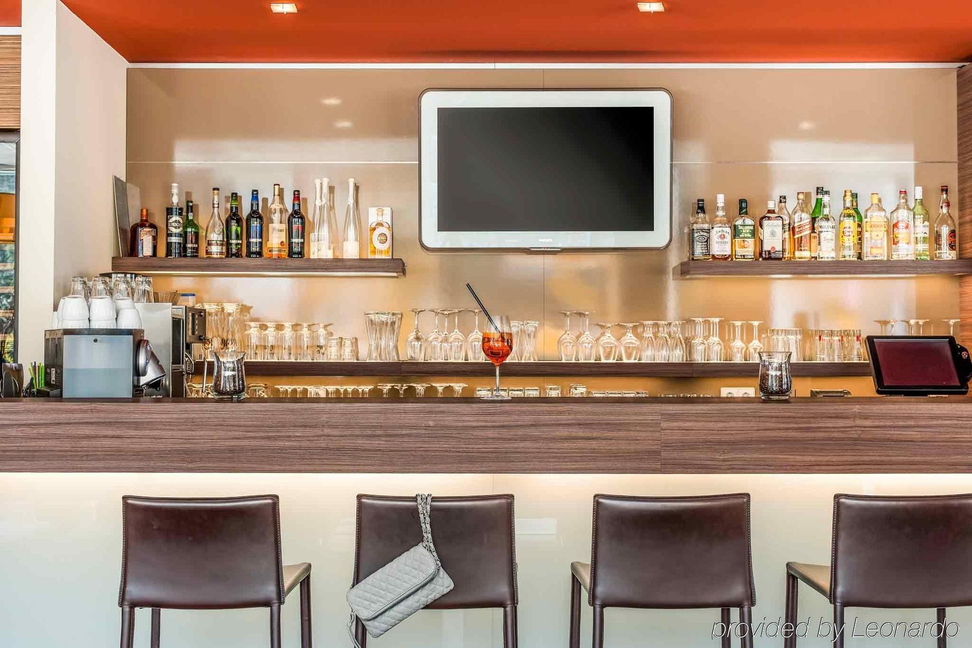 Ibis Hotel Friedrichshafen Airport Messe Экстерьер фото